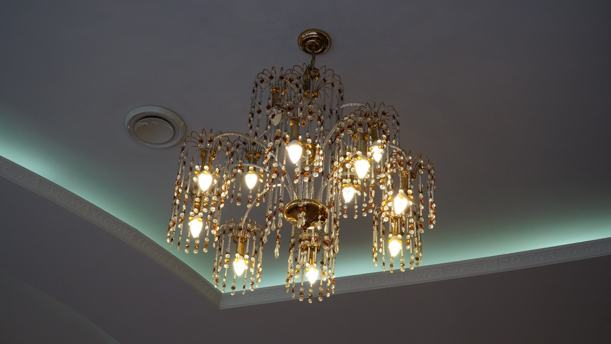 luxurious crystal chandelier on the ceiling botto 2022 10 27 18 32 23 utc scaled
