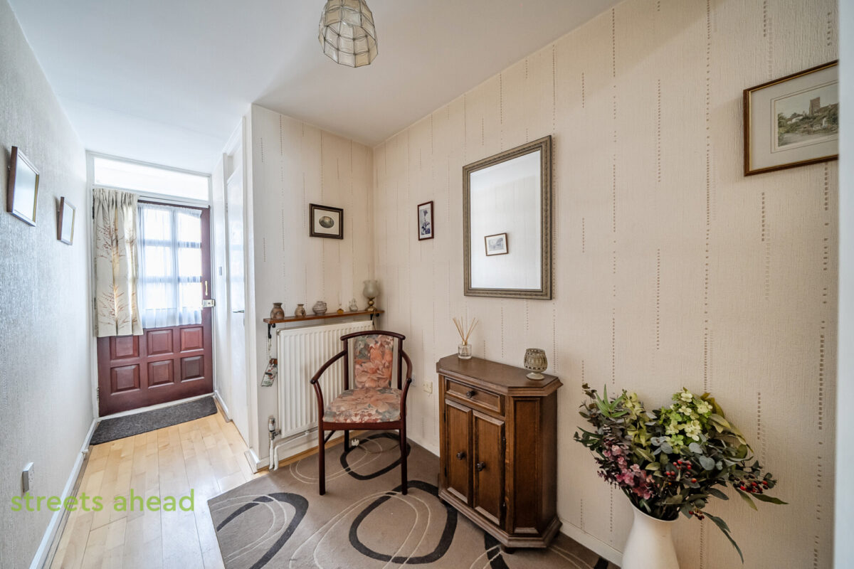 addsah add061001 img 05