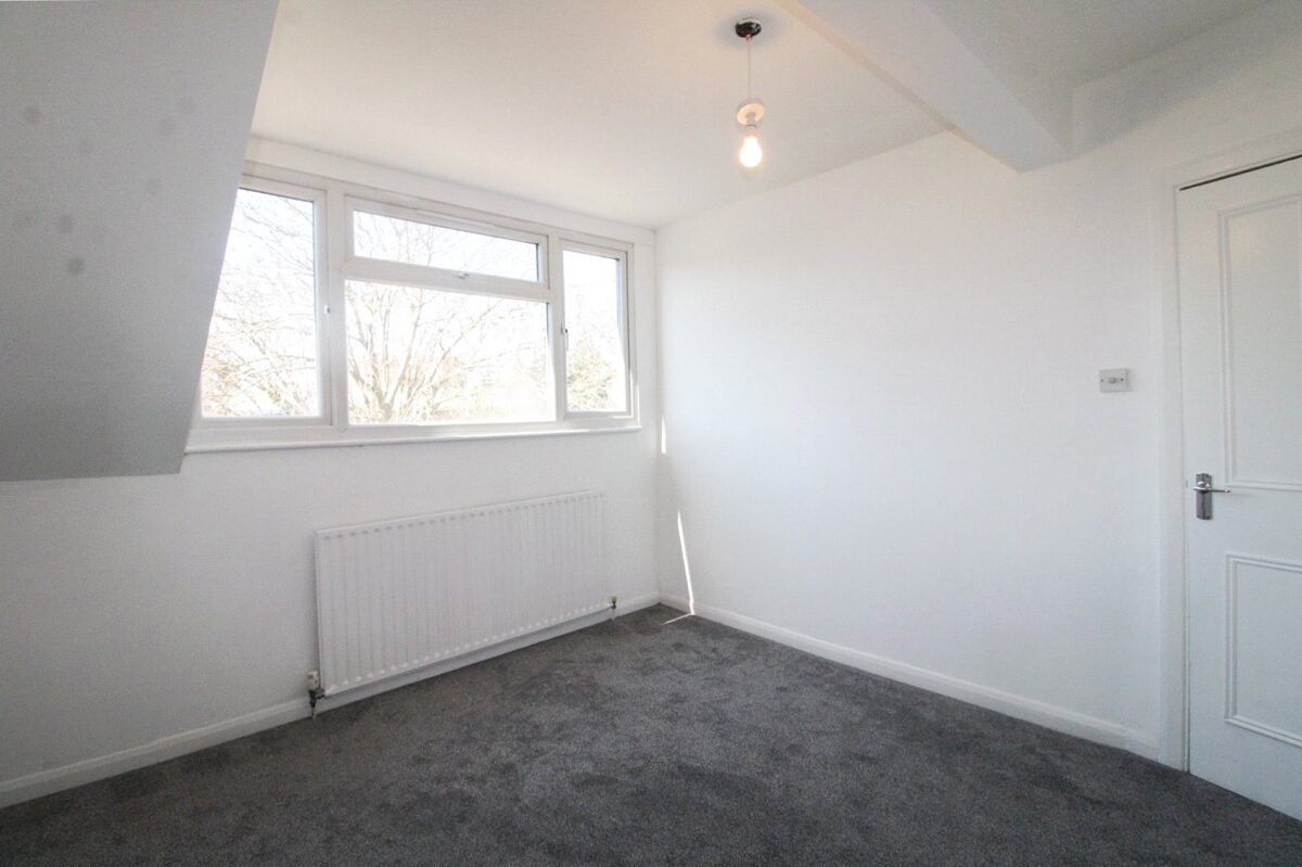 addsah add061176 l img 05