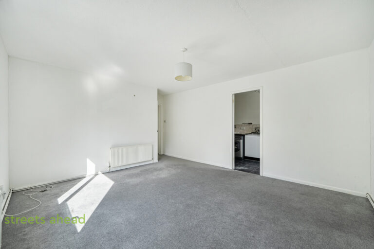 addsah_add221340_img_01.jpg Addiscombe Road, Croydon, CR0, photo 2