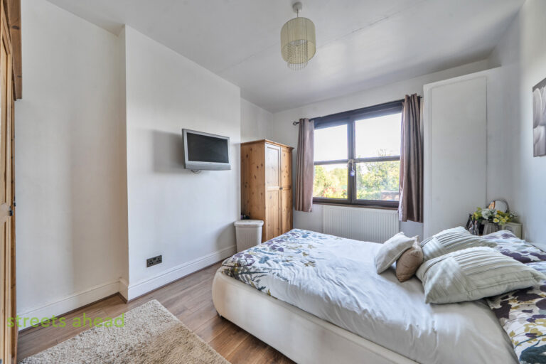 addsah_add250373_img_04.jpg Lower Addiscombe Road, Croydon, CR0, photo 5