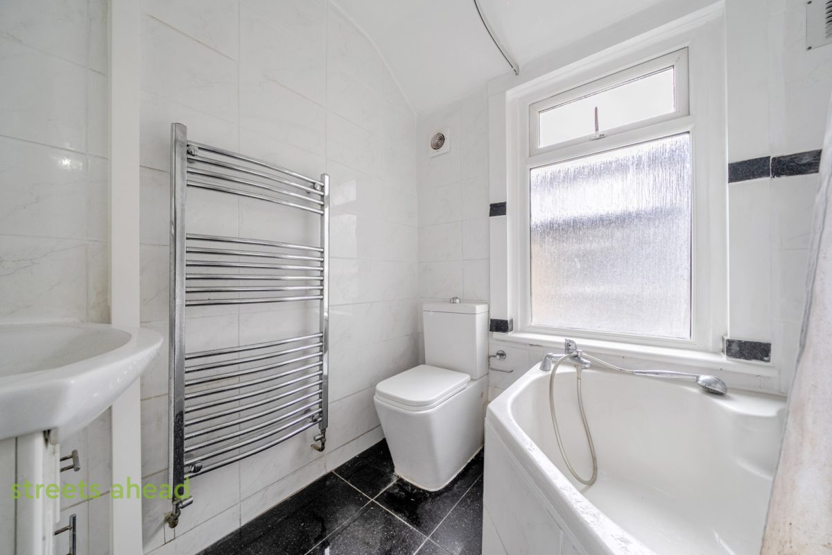 addsah add250407 img 07