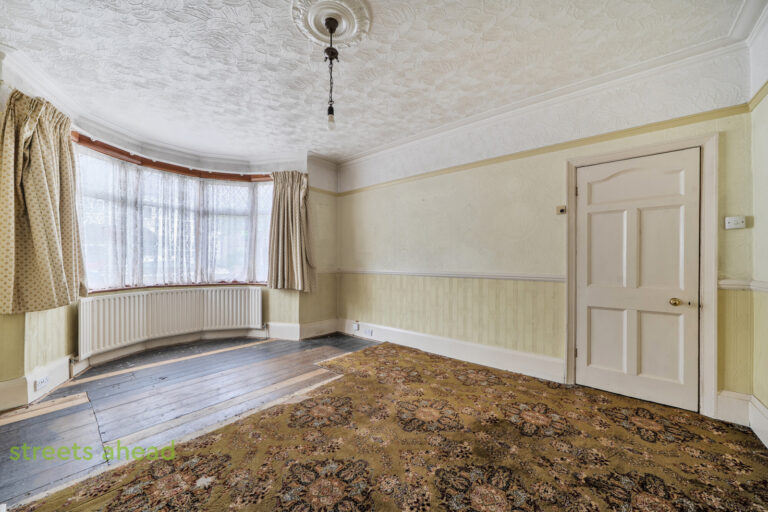 addsah_add260369_img_01.jpg Sherwood Road, Croydon, CR0, photo 2