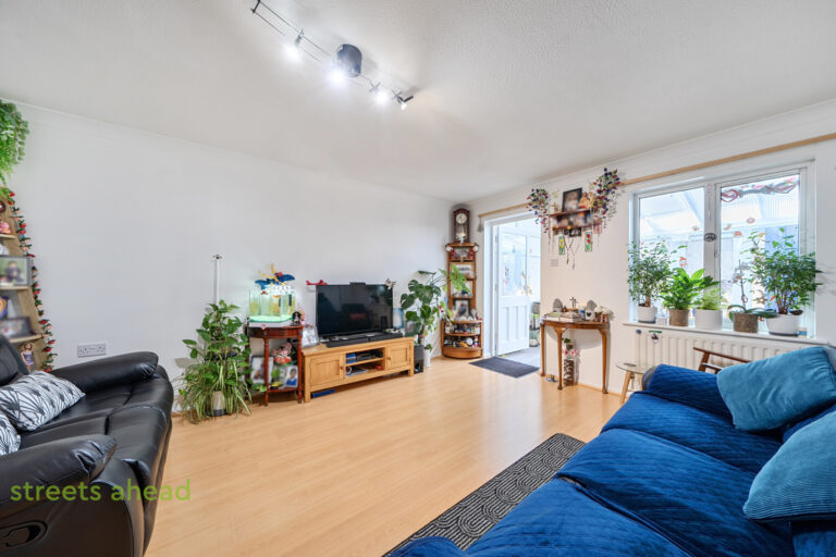 addsah_add260429_img_00.jpg Adams Way, Croydon, photo 1