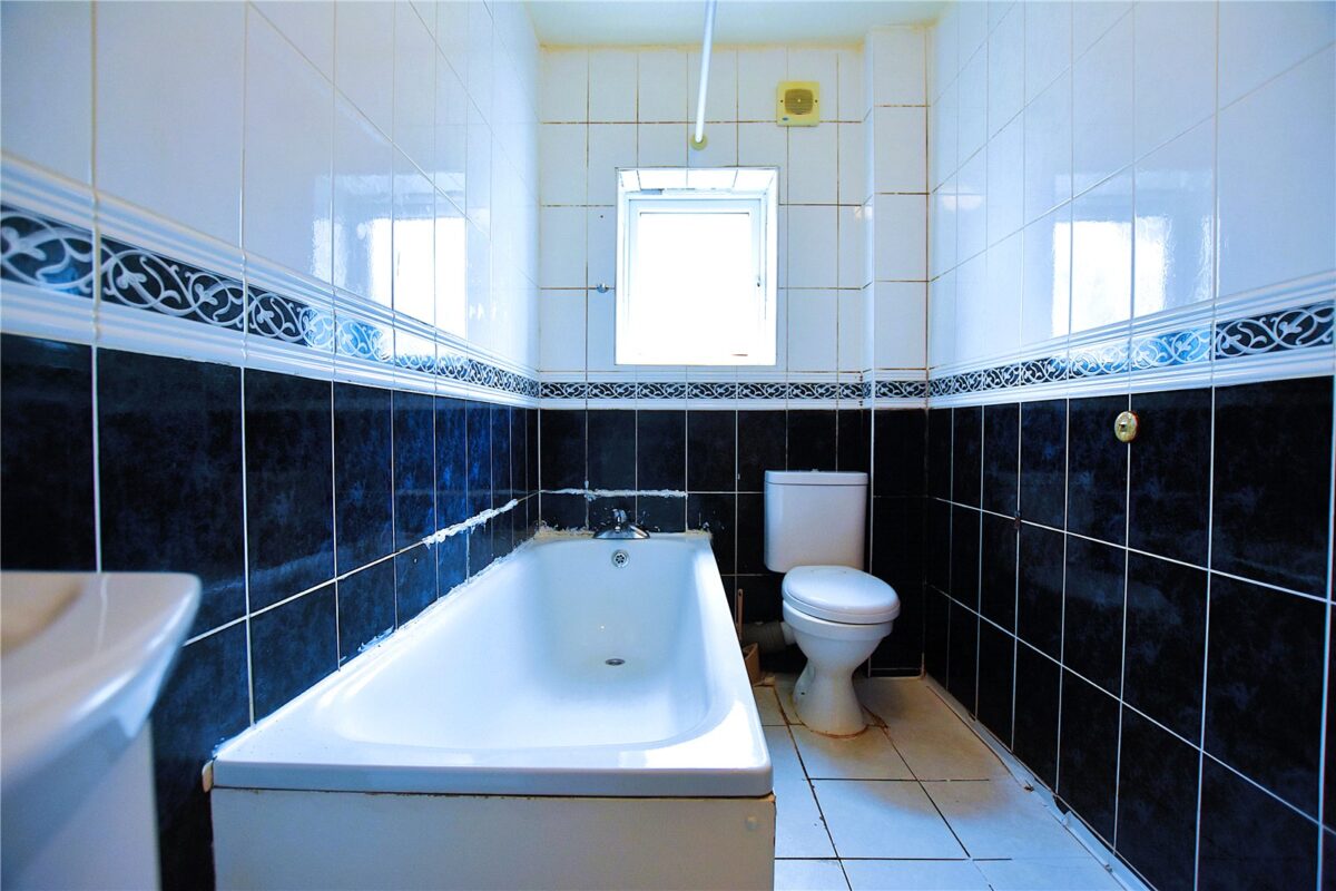 addsah_tho260194_l_img_05.jpg Dunheved Road North, Thornton Heath, CR7, photo 6