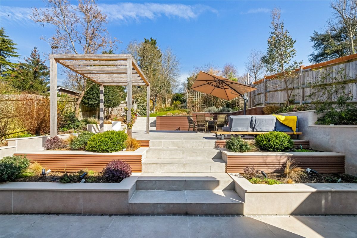 cousah add171571 img 01