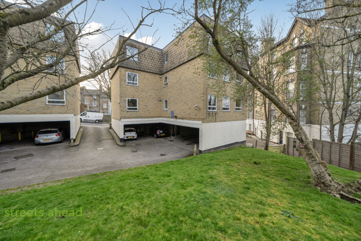 crpsah crp080403 l img 14