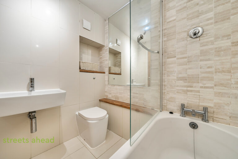 crpsah_crp260287_img_09.jpg Derwent Road, London, SW20, photo 10