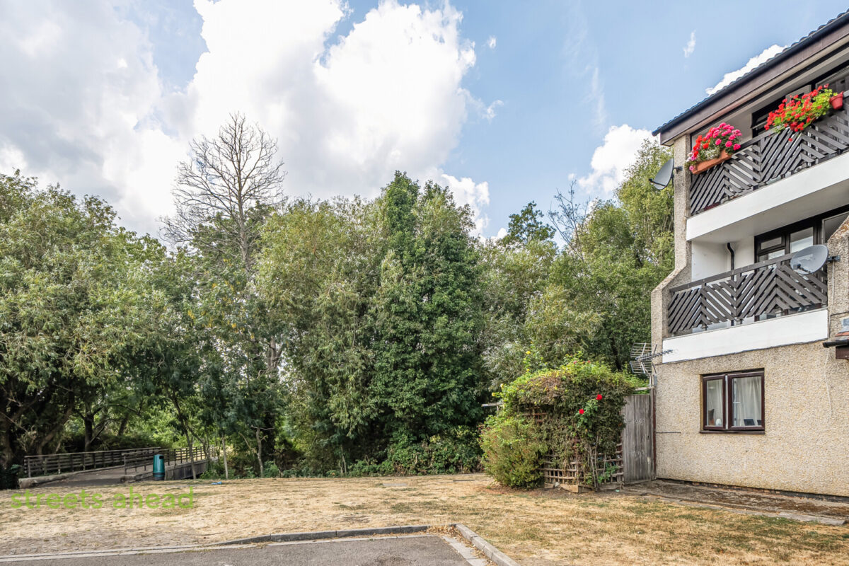 crpsah_crp260287_img_18.jpg Derwent Road, London, SW20, photo 19