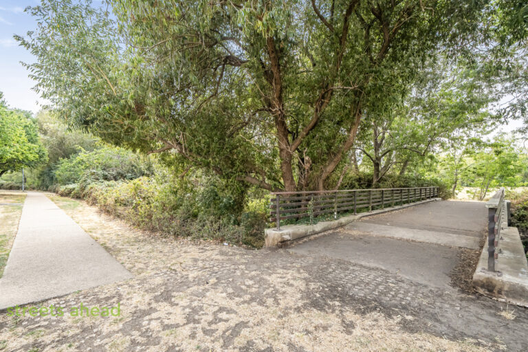 crpsah_crp260287_img_19.jpg Derwent Road, London, SW20, photo 20