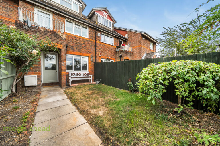 crpsah_crp260330_img_00.jpg William Booth Road, London, photo 1