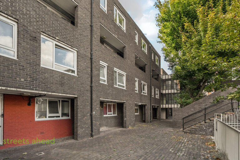 crpsah_crp260338_img_00.jpg Rutley Close, London, photo 1