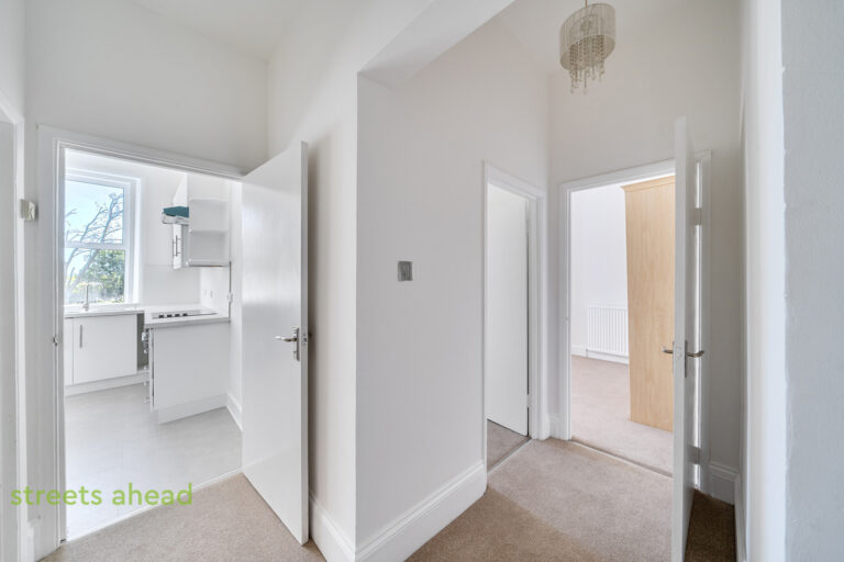 crpsah_crp260359_l_img_08.jpg Maberley Road, London, SE19, photo 9