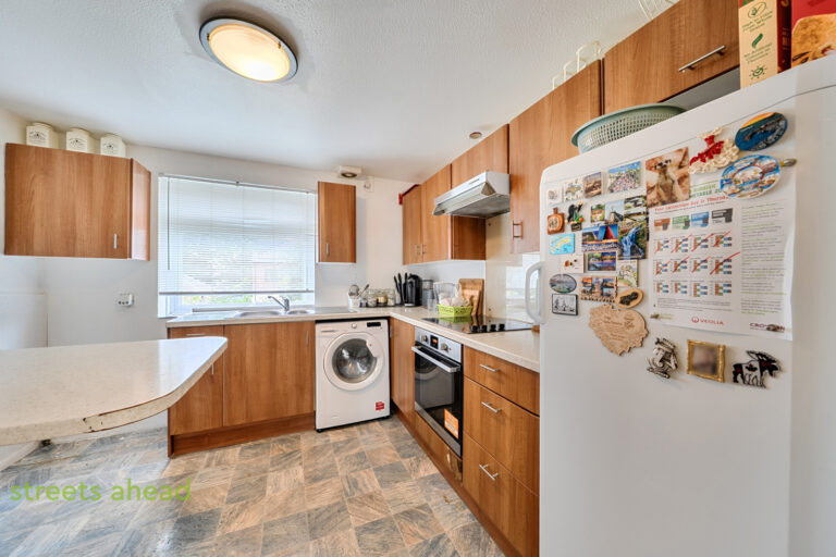 crpsah_crp260387_l_img_04.jpg Kensington Avenue, Thornton Heath, CR7, photo 5