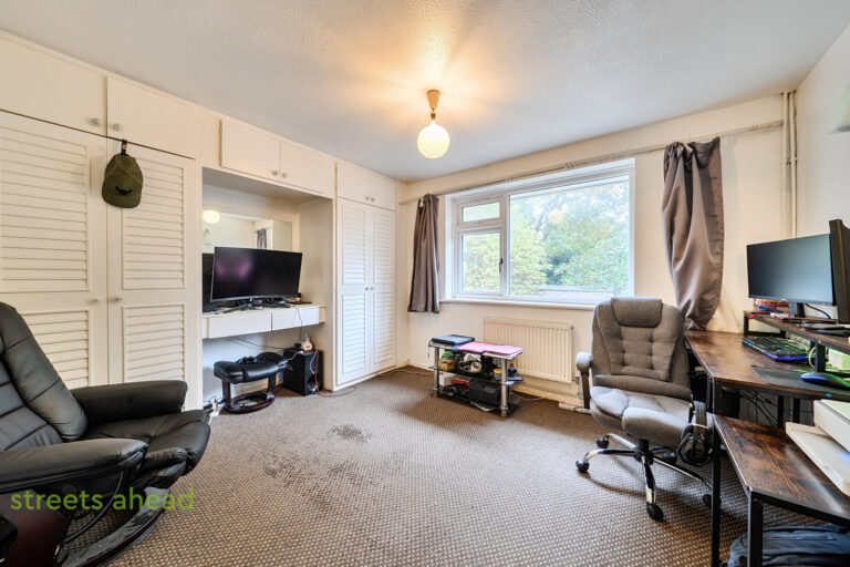 crpsah_crp260387_l_img_07.jpg Kensington Avenue, Thornton Heath, CR7, photo 8