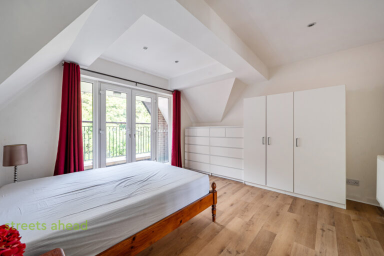 pursah_add260334_img_13.jpg Foxley Lane, Purley, CR8, photo 14