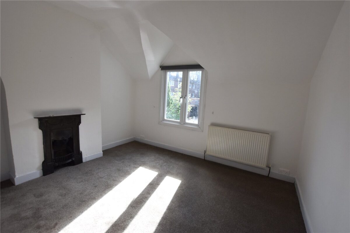 Station Cottages, Station Road, Kenley, Surrey, CR8, photo 8