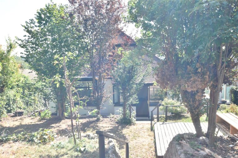 Kingsdown Avenue, South Croydon, CR2, photo 19