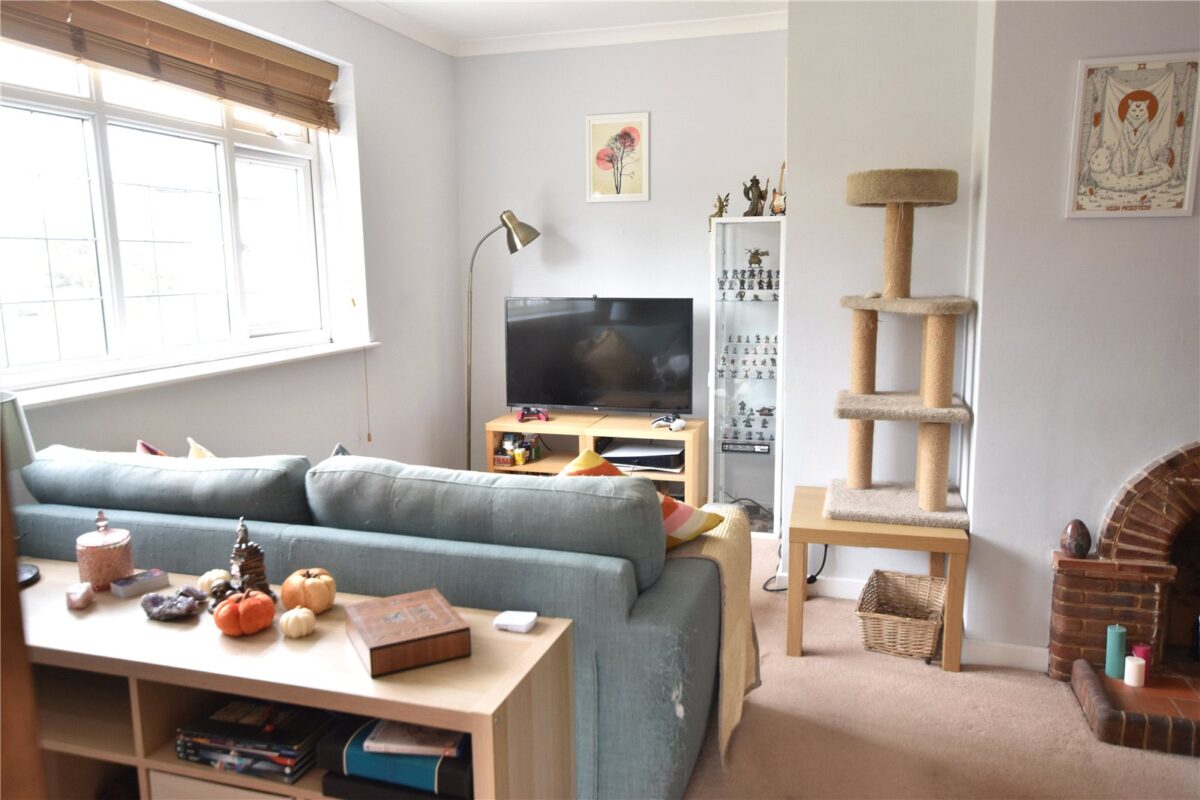 pursah_pur260184_l_img_01.jpg Epsom Road, Epsom, Surrey, KT17, photo 2