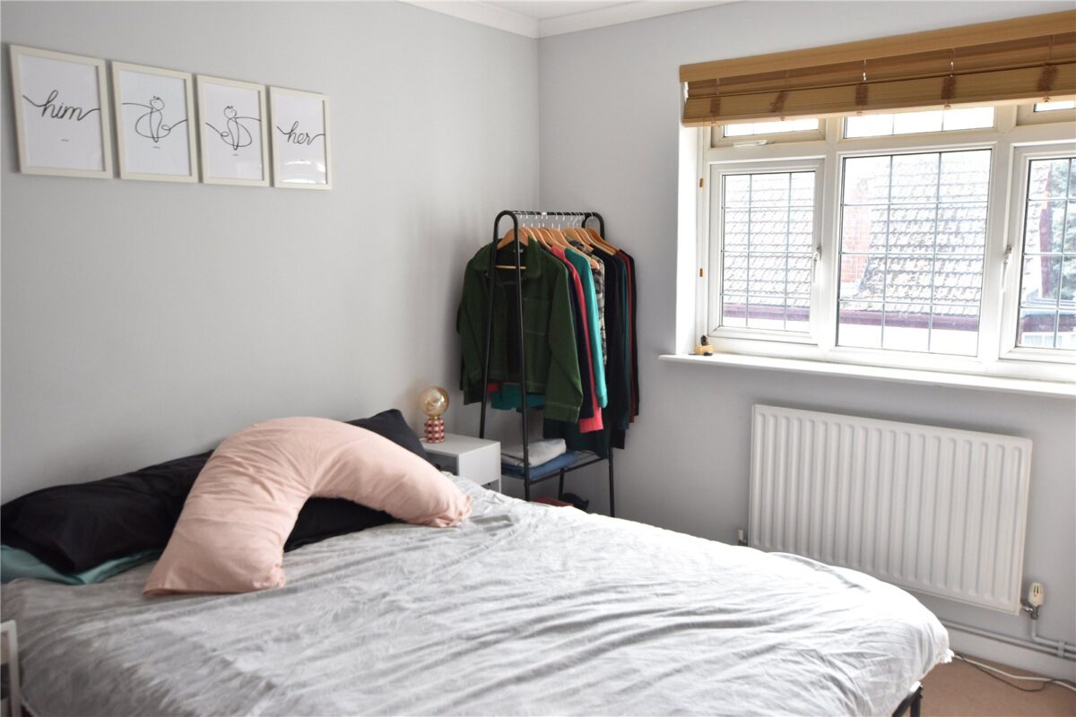 pursah_pur260184_l_img_05.jpg Epsom Road, Epsom, Surrey, KT17, photo 6