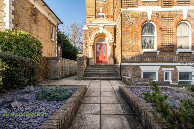 scrsah_add260049_l_img_11.jpg Coombe Road, Croydon, CR0, photo 12
