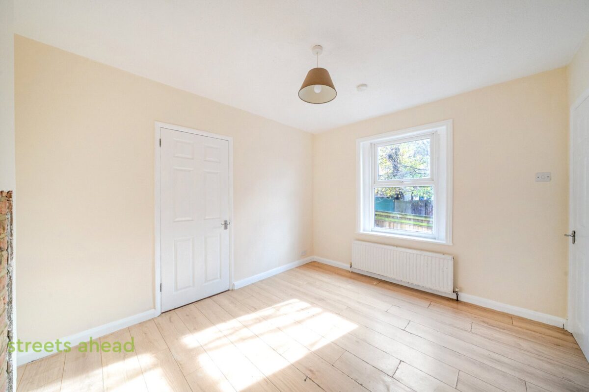 scrsah rpt100286 l img 03