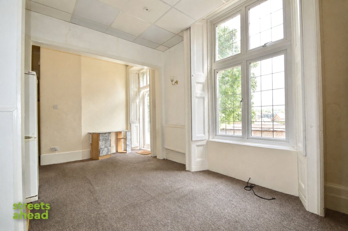 The Waldrons, Croydon, CR0, photo 1