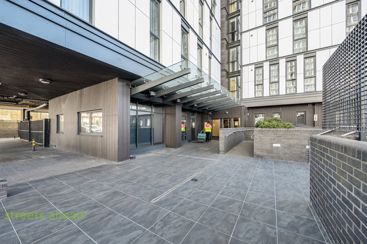 Centrillion Point, 2 Masons Avenue, Croydon, CR0, photo 12