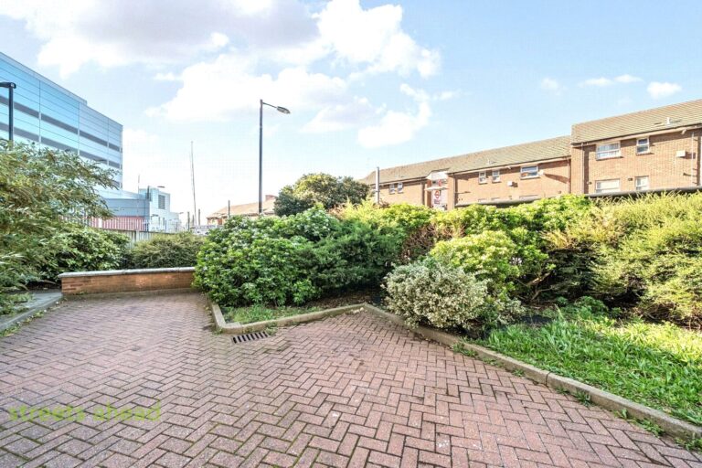 Tamworth Road, Croydon, CR0, photo 18