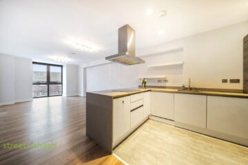 scrsah scr180906 l img 00