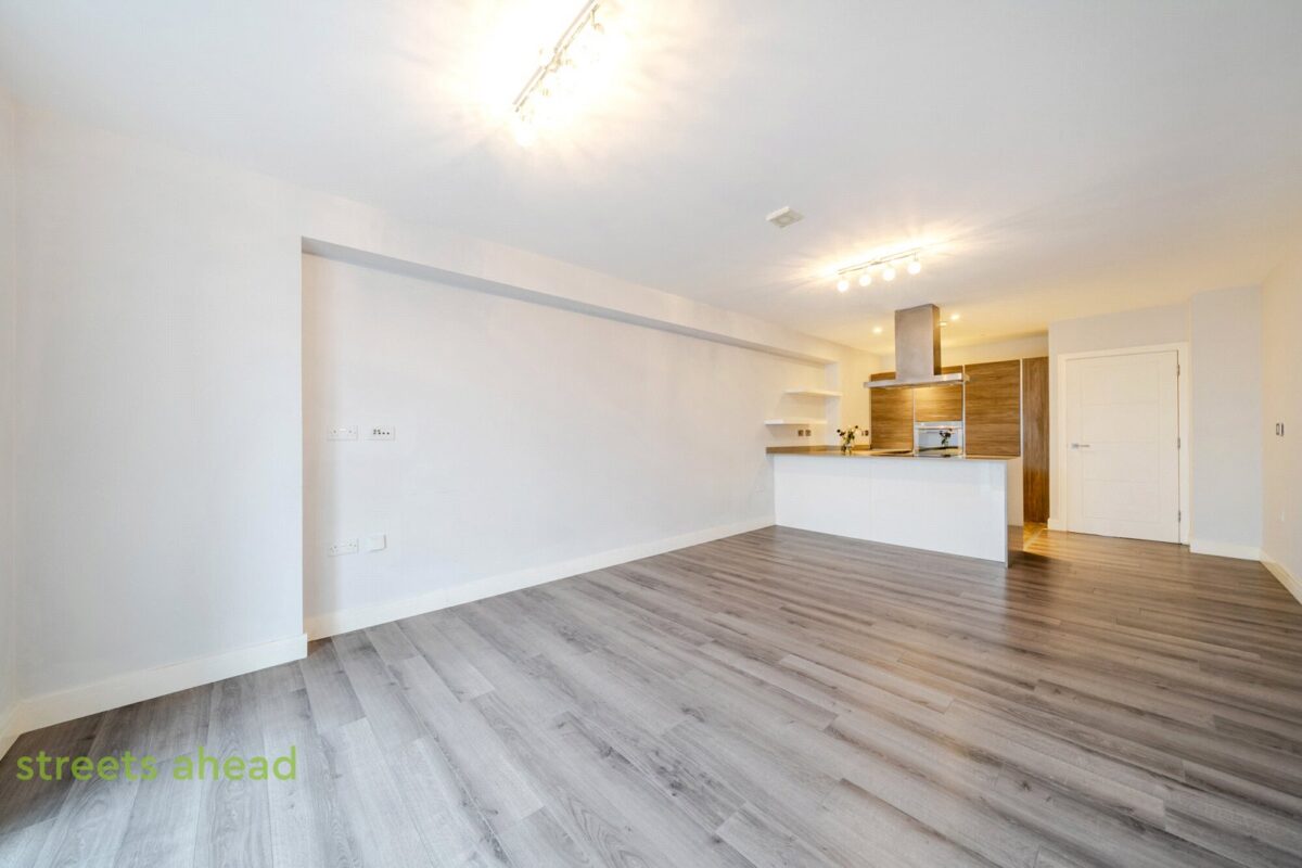 scrsah scr180906 l img 02