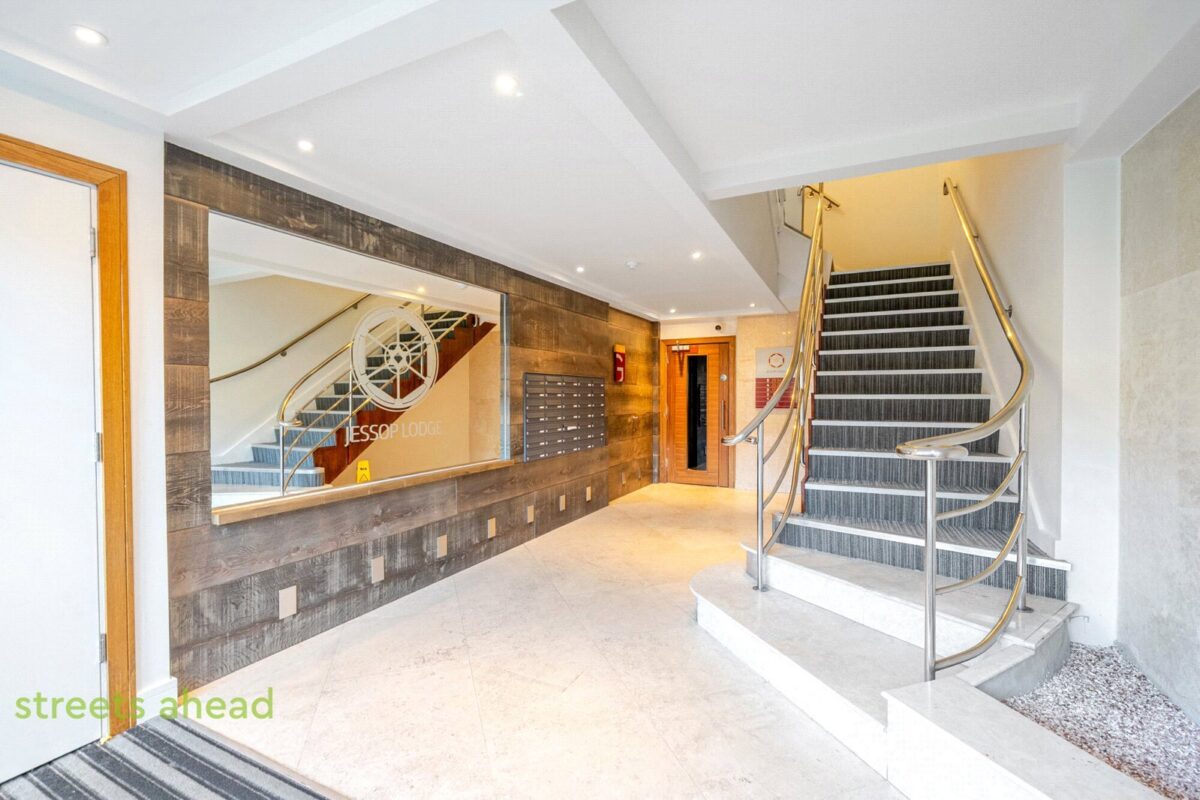 scrsah scr180906 l img 09