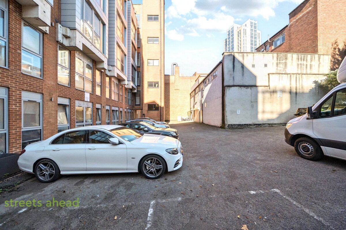 scrsah scr180906 l img 19