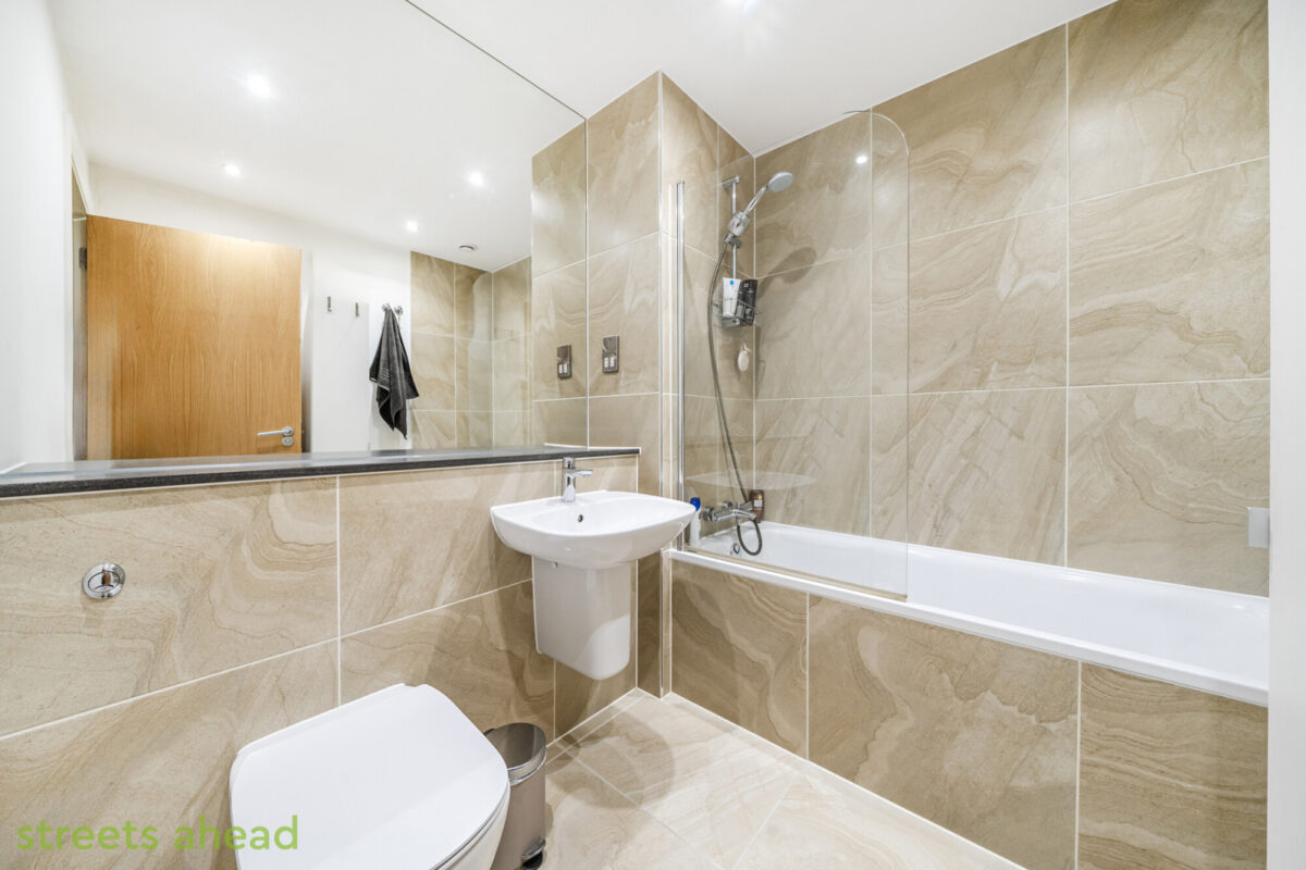 scrsah scr210647 l img 06