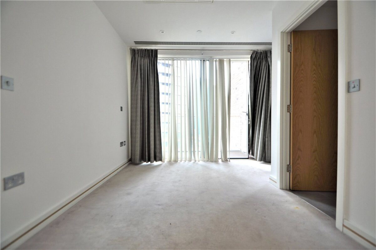 scrsah scr220551 l img 09