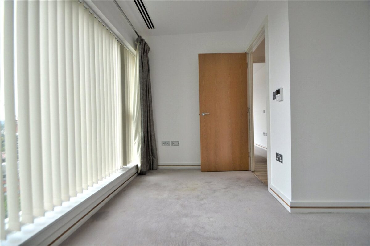 scrsah scr220551 l img 16