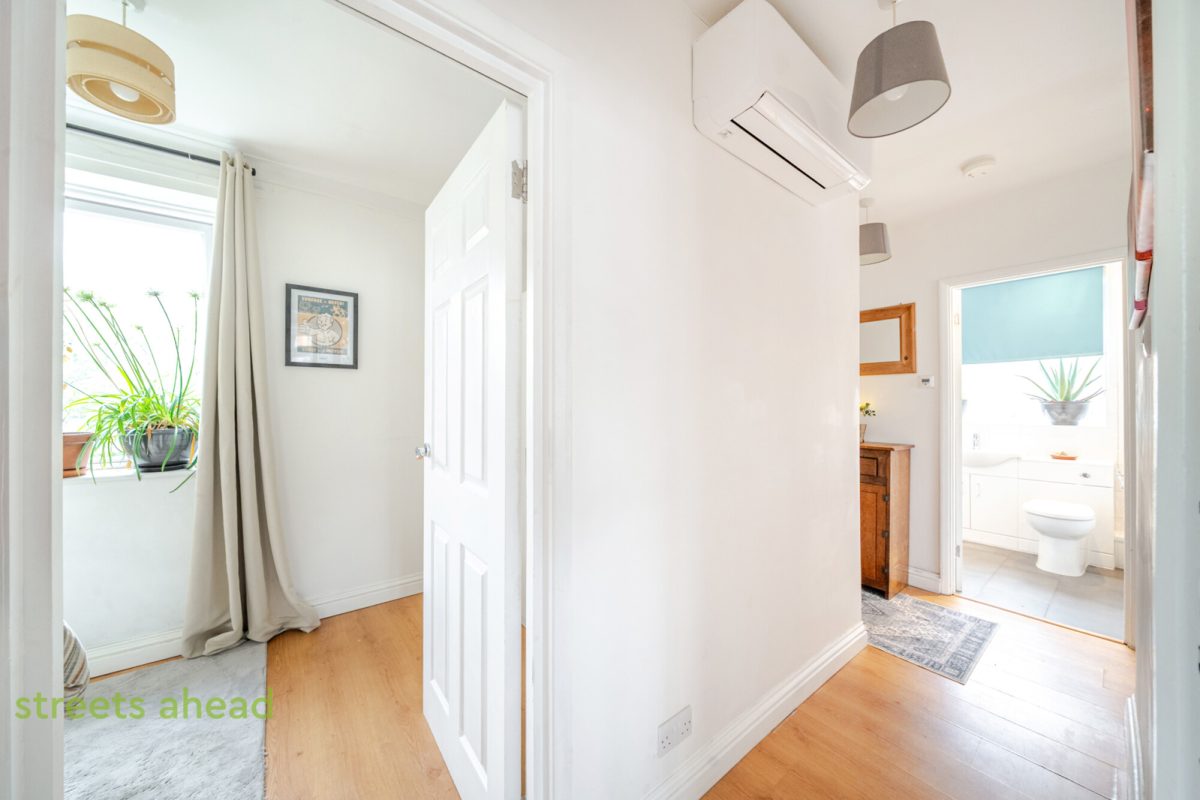 scrsah scr250317 img 09