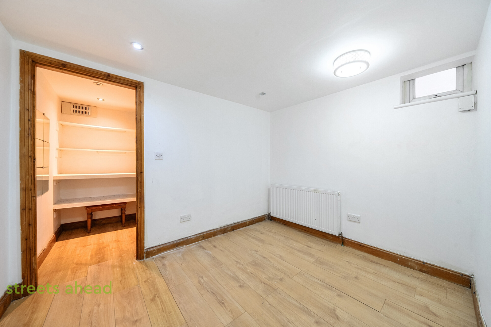 scrsah scr260382 l img 05