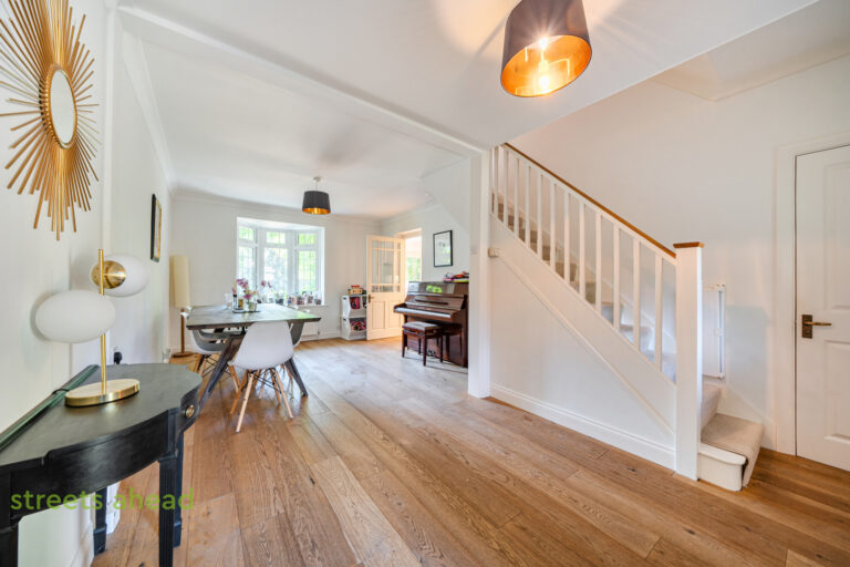 scrsah_scr260520_img_03.jpg Ballards Way, South Croydon, CR2, photo 4