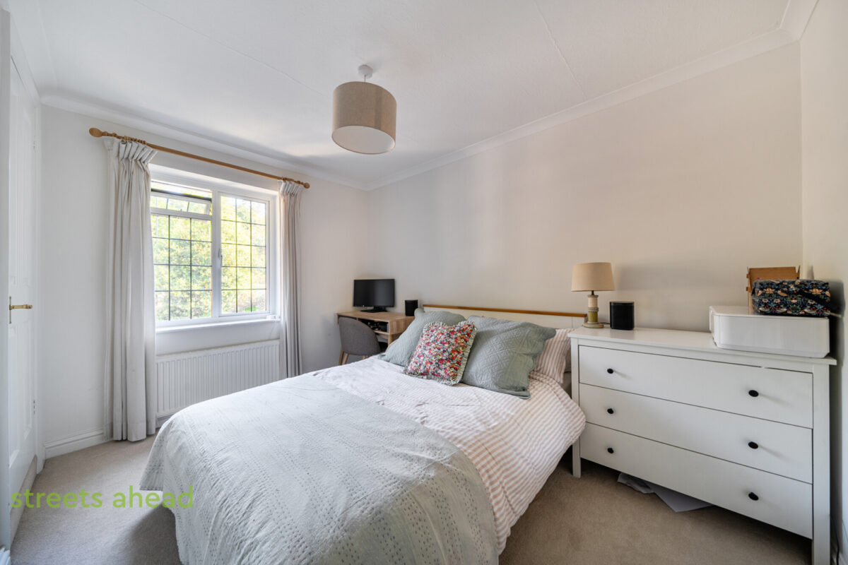 scrsah_scr260520_img_07.jpg Ballards Way, South Croydon, CR2, photo 8