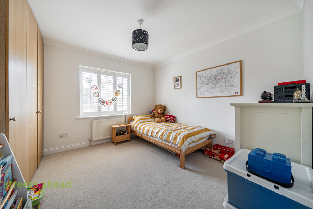scrsah_scr260520_img_08.jpg Ballards Way, South Croydon, CR2, photo 9