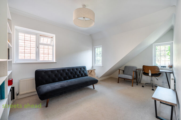 scrsah_scr260520_img_10.jpg Ballards Way, South Croydon, CR2, photo 11