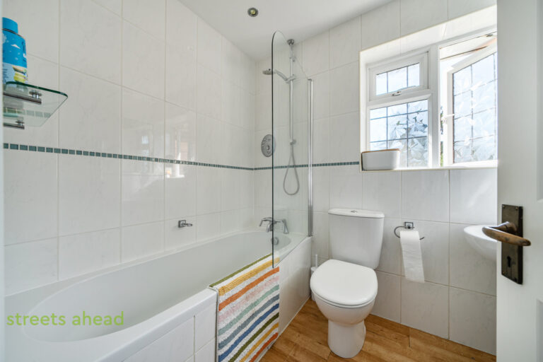 scrsah_scr260520_img_16.jpg Ballards Way, South Croydon, CR2, photo 17