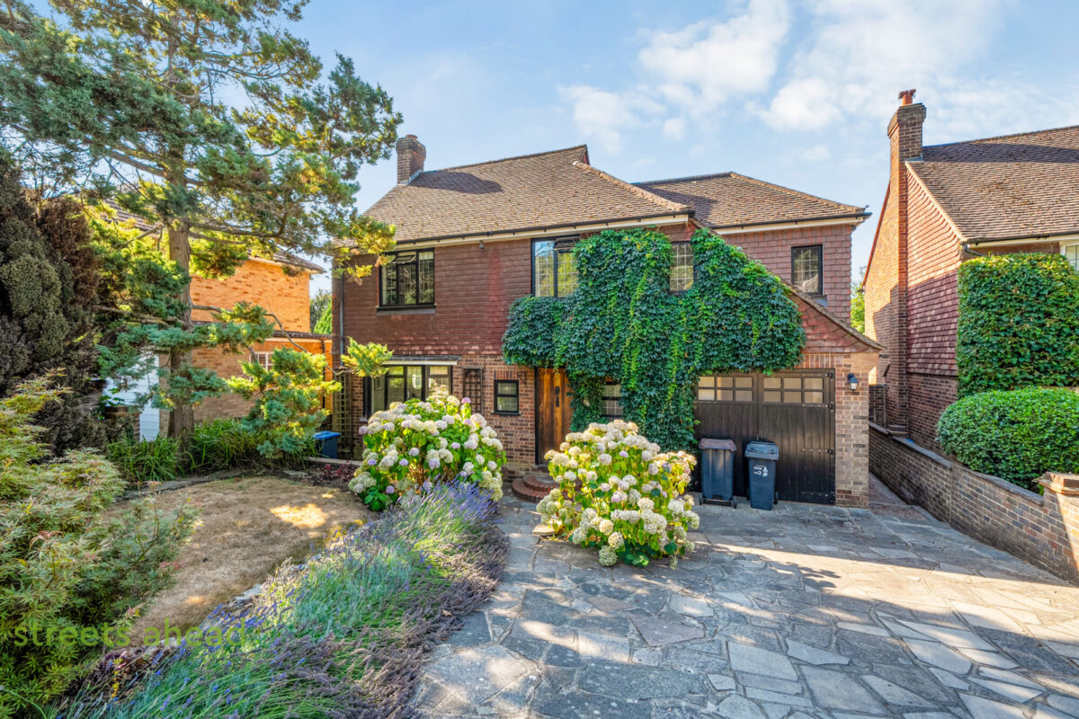 scrsah_scr260520_img_18.jpg Ballards Way, South Croydon, CR2, photo 19