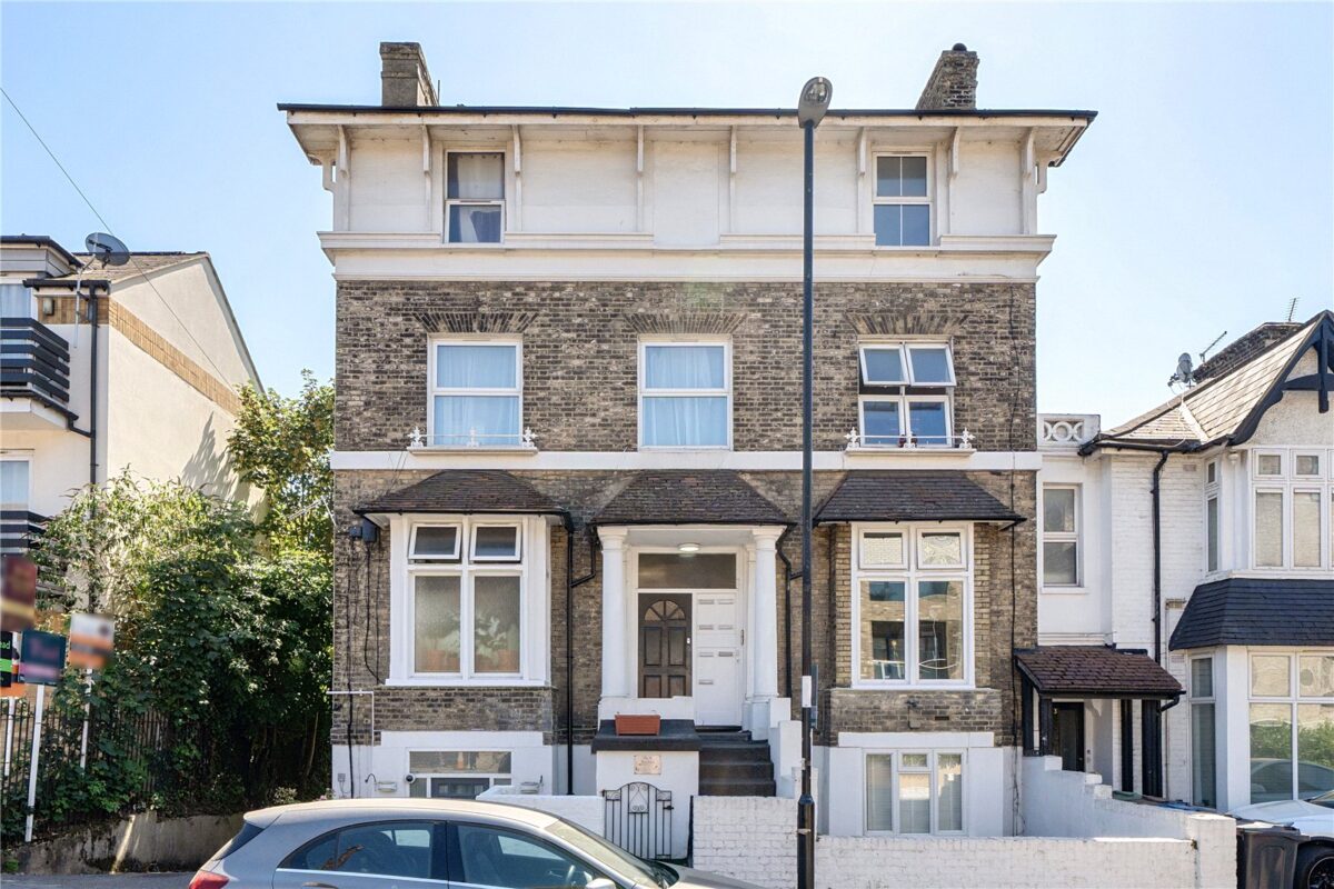 scrsah_scr260528_img_11.jpg Blunt Road, South Croydon, CR2, photo 12
