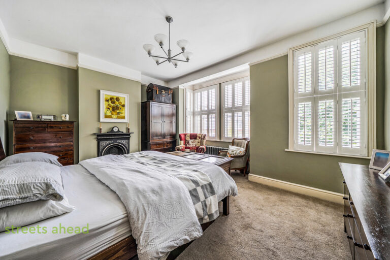 snwsah_add260360_img_01.jpg Burgoyne Road, London, SE25, photo 2
