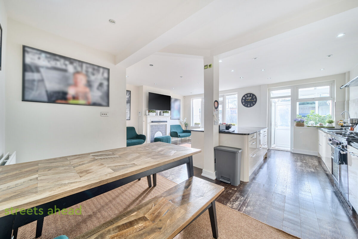 snwsah crp210331 img 03