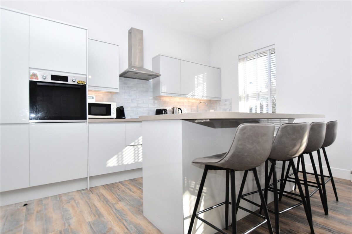 snwsah crp220492 l img 02