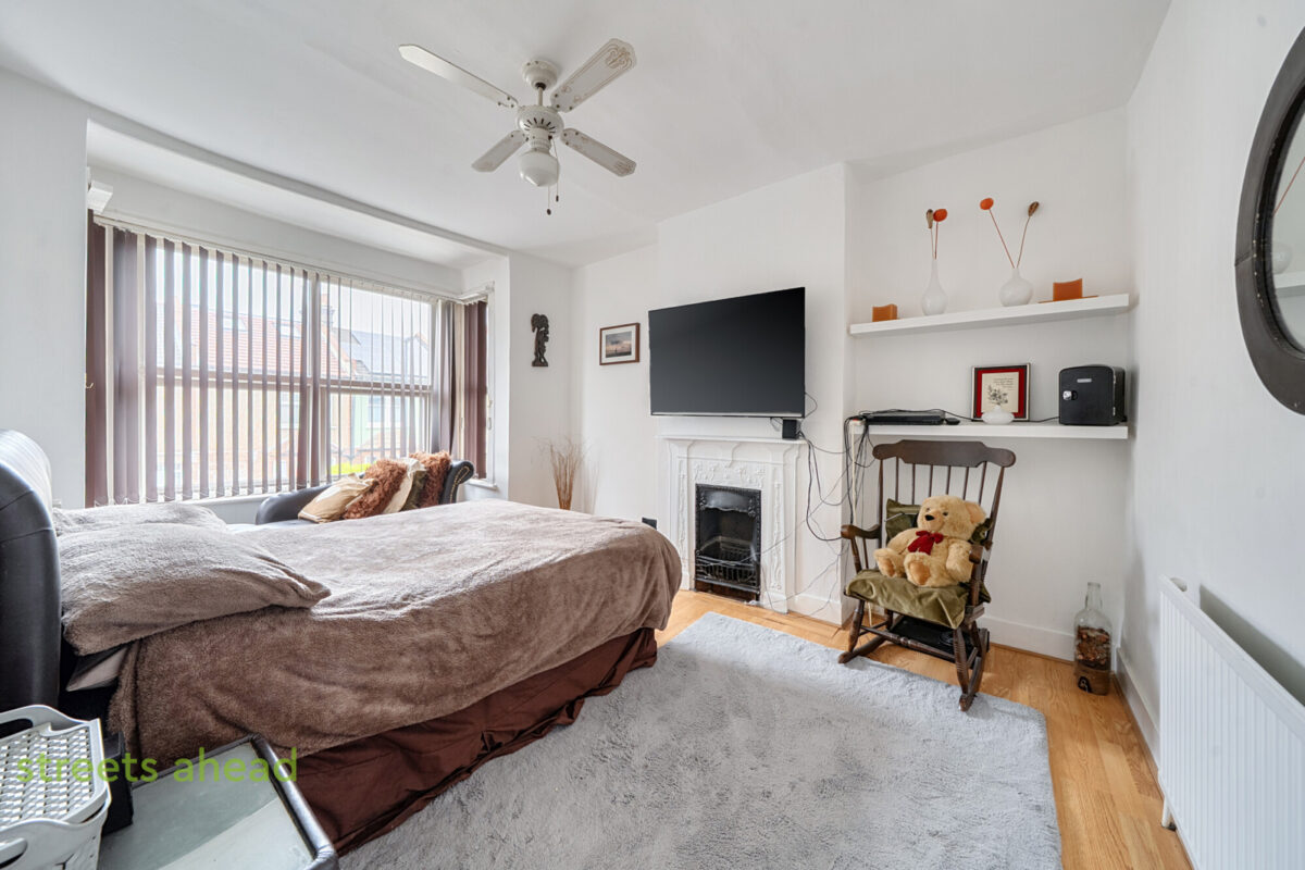 snwsah crp260098 img 02