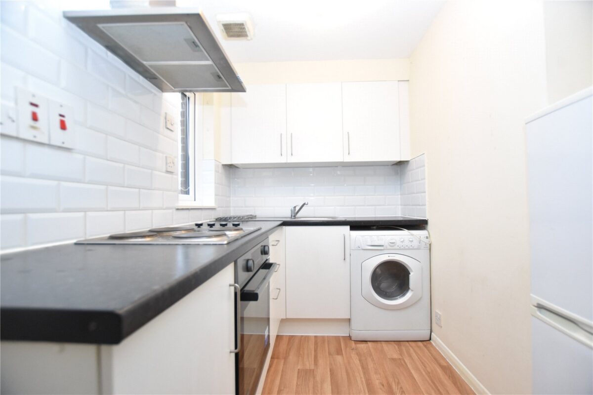 snwsah rpt100110 l img 04